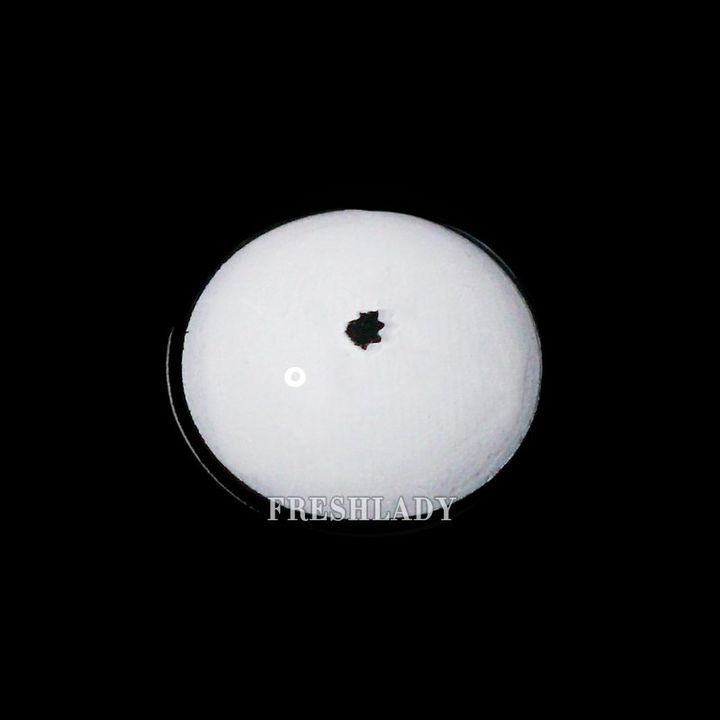 Lente de Halloween #2: Ojo en blanco con pupila diminuta · foto 6